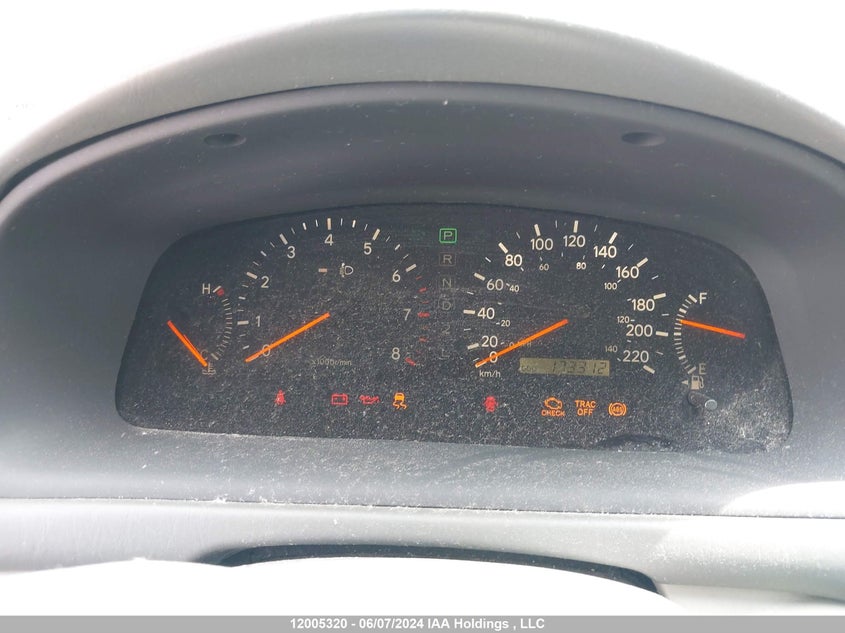 2001 Lexus Es 300 VIN: JT8BF28G610323201 Lot: 12005320