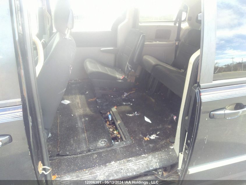 2010 Dodge Grand Caravan Se VIN: 2D4RN4DE3AR445431 Lot: 12006351