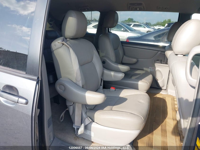 2010 Toyota Sienna Ce 7 Passenger/Ce 8 Passenger/Le 7 Passenger/Le 8 Passenger VIN: 5TDKK4CC4AS296042 Lot: 12006557