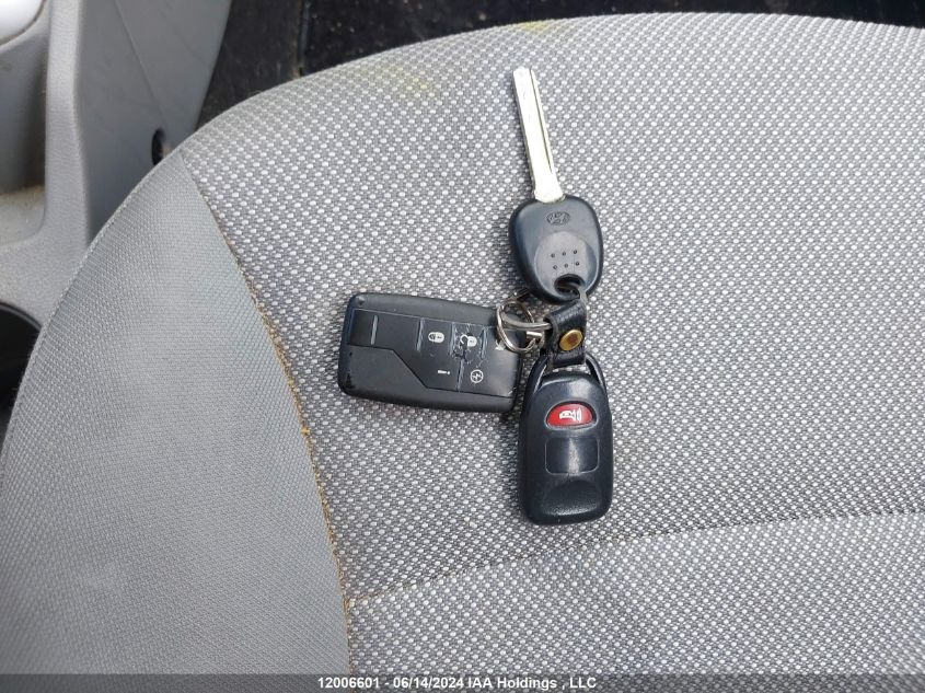 2014 Hyundai Accent VIN: KMHCT4AE2EU772517 Lot: 12006601