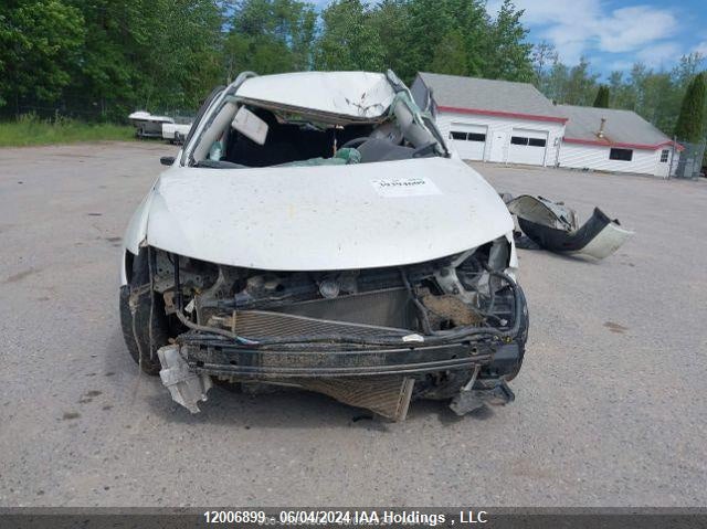 2015 Nissan Rogue S/Sl/Sv VIN: 5N1AT2MV9FC904574 Lot: 12006899