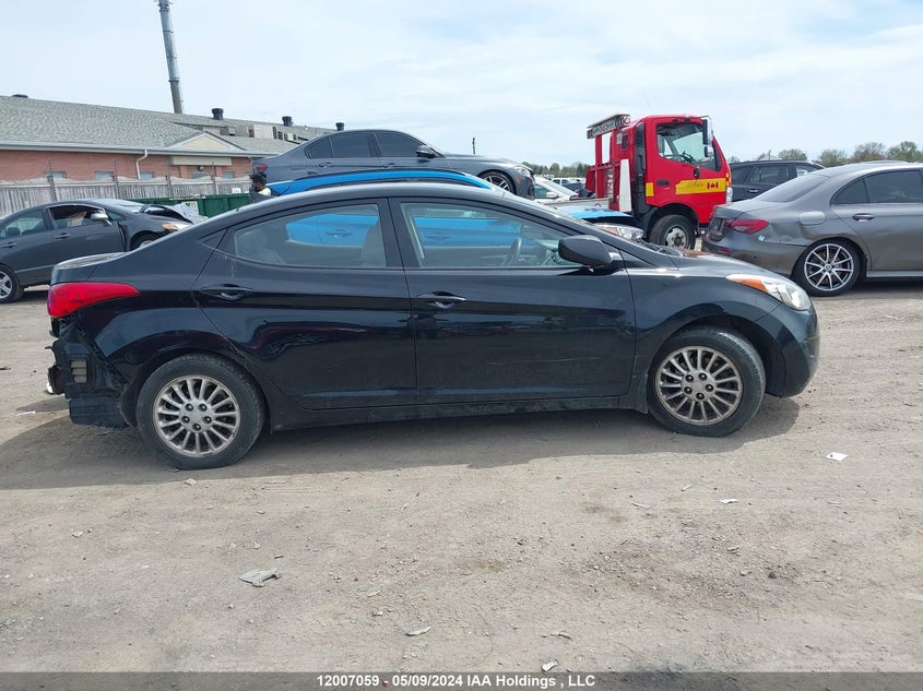 2013 Hyundai Elantra Gls/Limited VIN: 5NPDH4AE8DH282229 Lot: 12007059