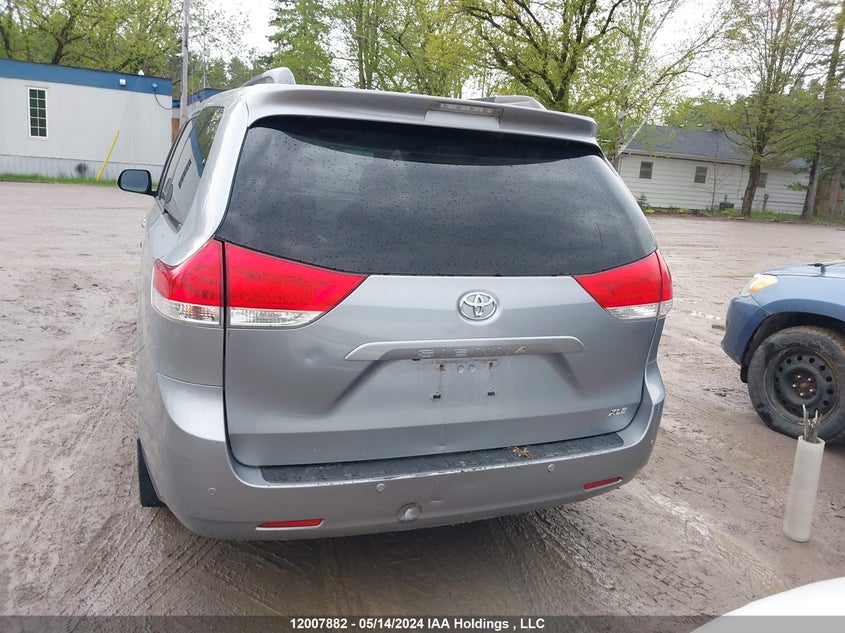 2013 Toyota Sienna VIN: 5TDYK3DC7DS284765 Lot: 12007882