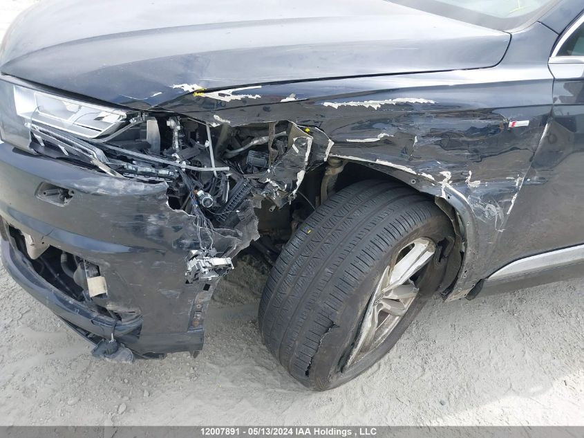 2017 Audi Q7 Technik S-Line VIN: WA1WABF7XHD004689 Lot: 12007891