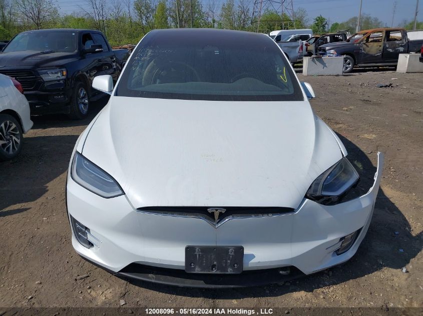 2018 Tesla Model X 100D/75D/P100D VIN: 5YJXCBE23JF126125 Lot: 12008096