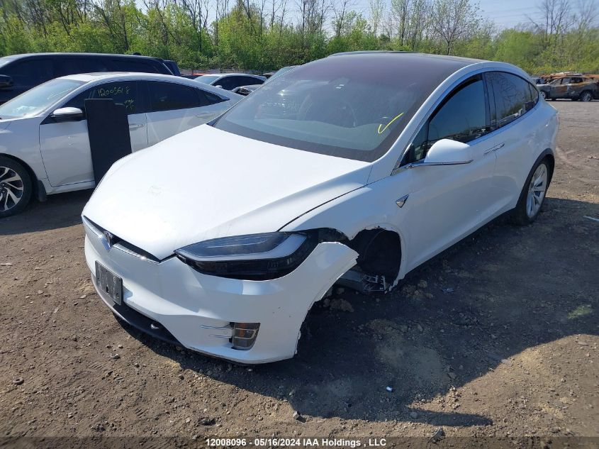 2018 Tesla Model X 100D/75D/P100D VIN: 5YJXCBE23JF126125 Lot: 12008096