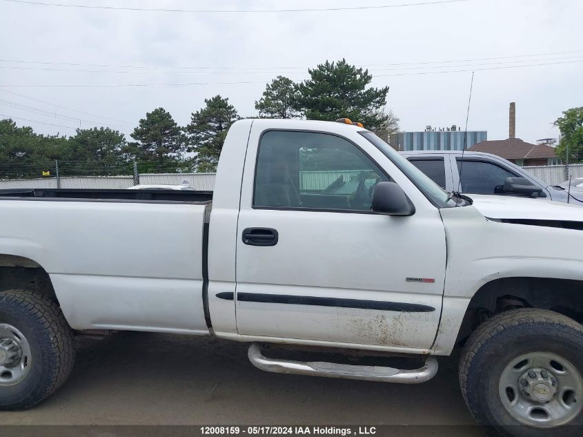2003 GMC Sierra 2500Hd VIN: 1GTHK24113E136673 Lot: 12008159