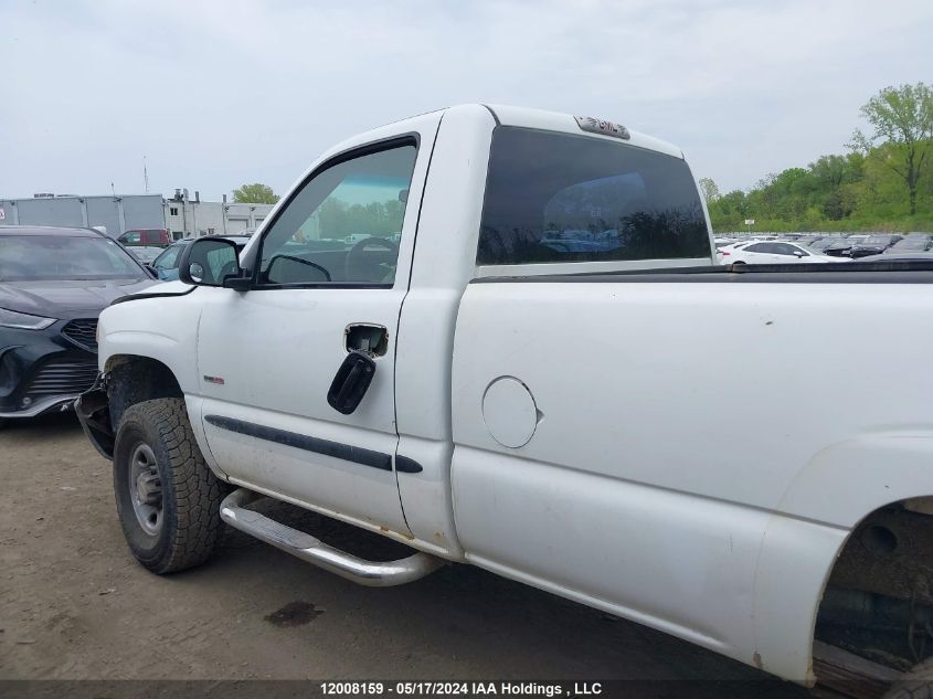 2003 GMC Sierra 2500Hd VIN: 1GTHK24113E136673 Lot: 12008159