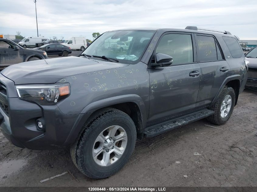 2021 Toyota 4Runner Sr5/Sr5 Premium/Venture/Trail/Limited Night Shade/Trd Off Road/Trd Off Road Prem/Trd Pro VIN: JTENU5JR9M5899840 Lot: 12008448