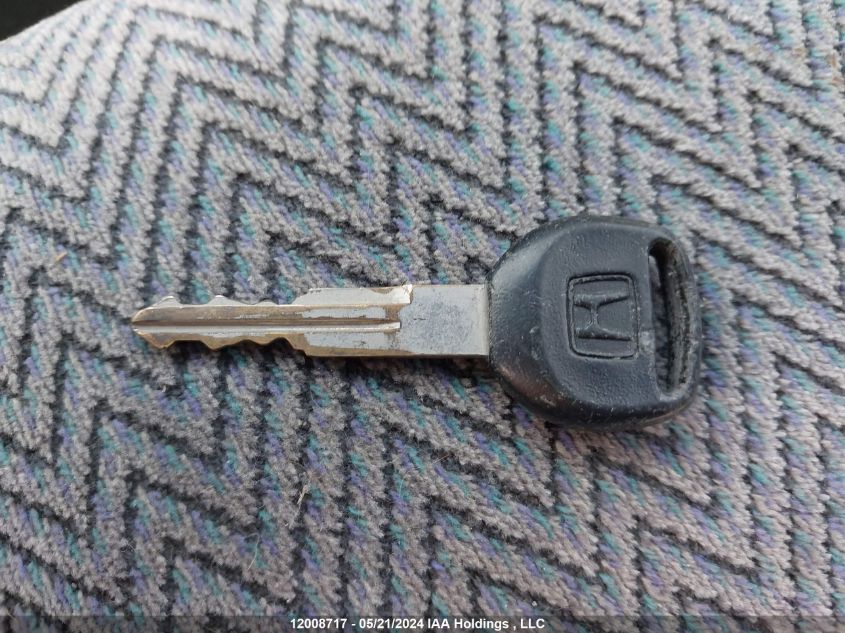 1998 Honda Cr-V VIN: JHLRD1852WC812007 Lot: 12008717