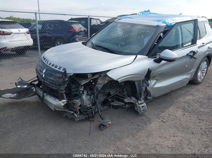2024 Mitsubishi Outlander Phev VIN: JA4T5VA98RZ608215 Lot: 12008742