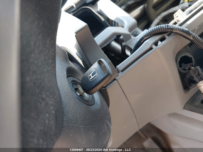 2010 Honda Civic Dx VIN: 2HGFA1E28AH013357 Lot: 12009407