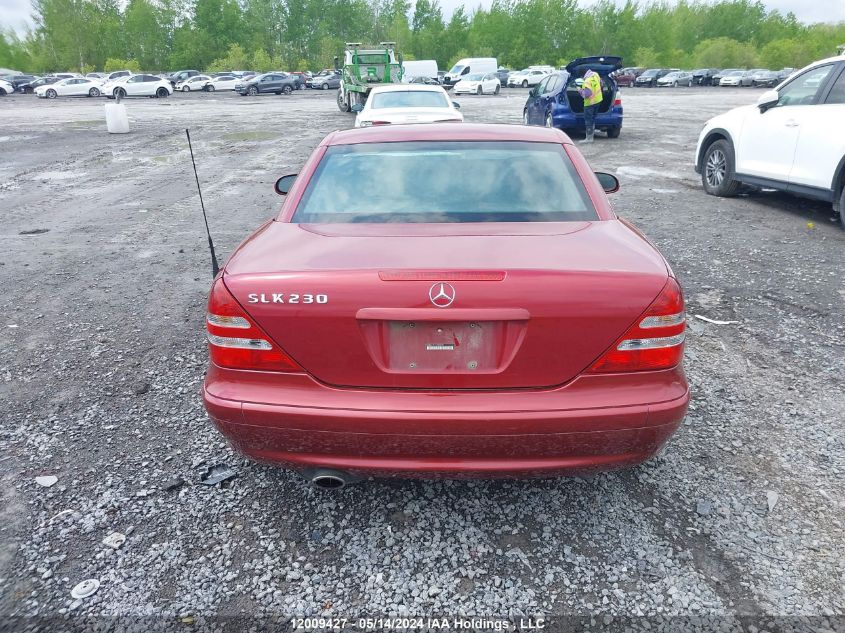 2001 Mercedes-Benz Slk-Class VIN: WDBKK49F11F220701 Lot: 12009427