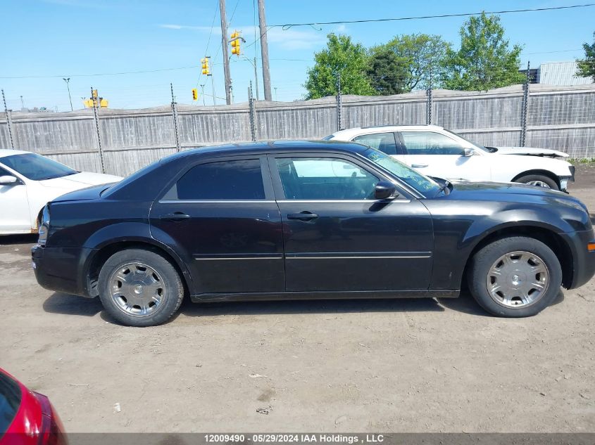 2005 Chrysler 300 Touring VIN: 2C3JA53G15H590837 Lot: 12009490