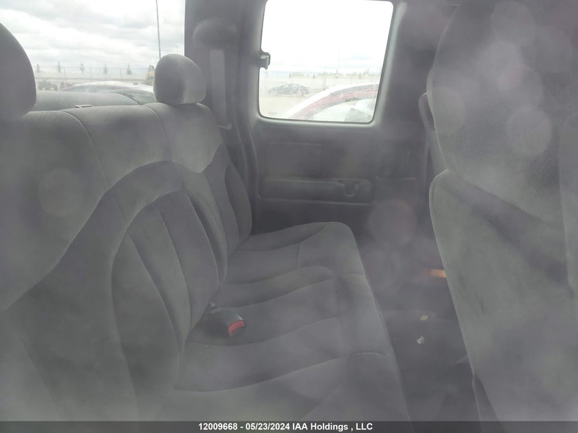 2001 Chevrolet Silverado 1500 VIN: 2GCEK19T411196372 Lot: 12009668