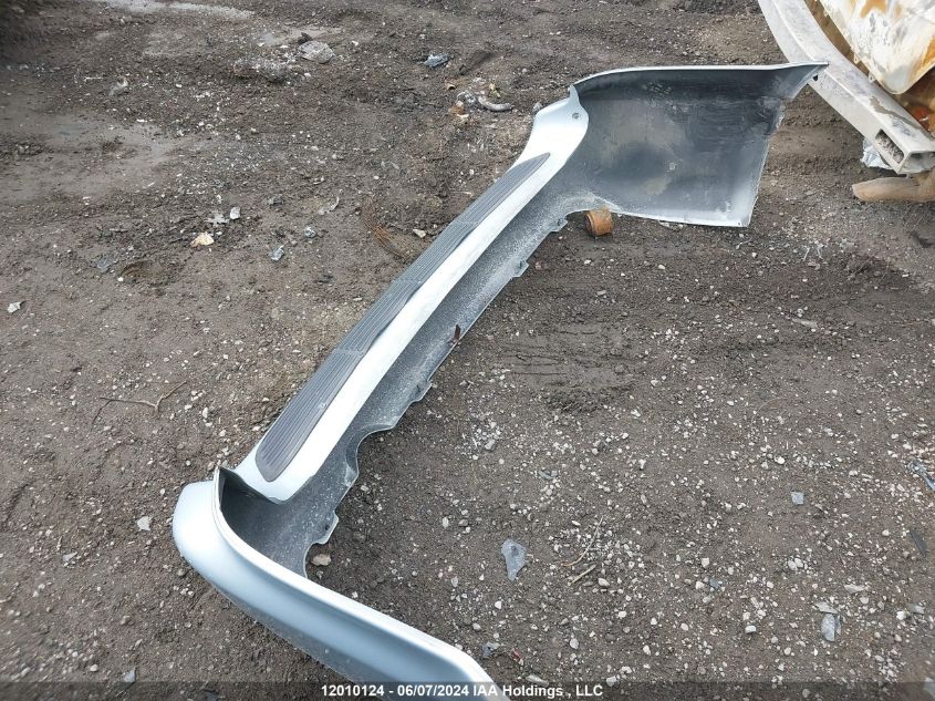 2001 Chrysler Town & Country VIN: 2C8GP64L61R296116 Lot: 12010124