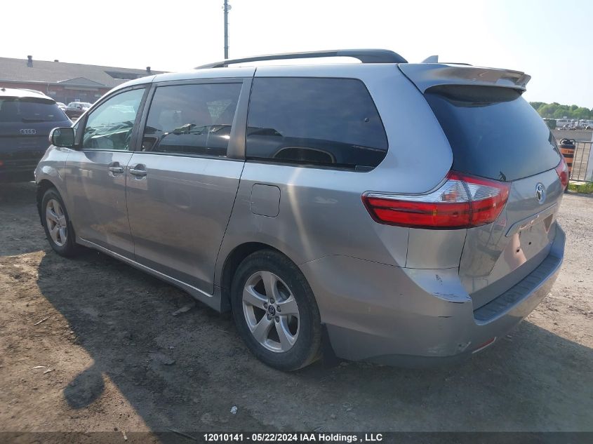 2018 Toyota Sienna Le VIN: 5TDKZ3DC1JS951990 Lot: 12010141