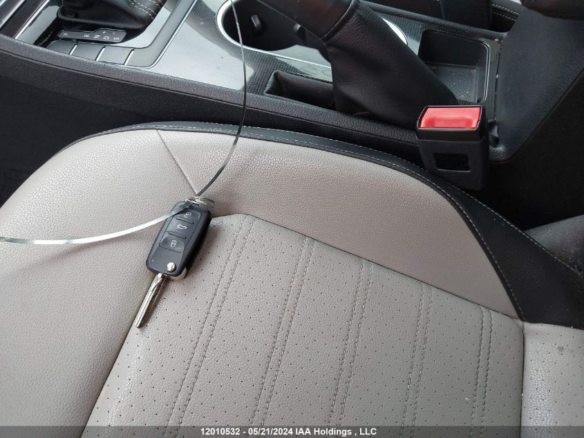 2015 Volkswagen Passat Se VIN: 1VWBV7A38FC050628 Lot: 12010532