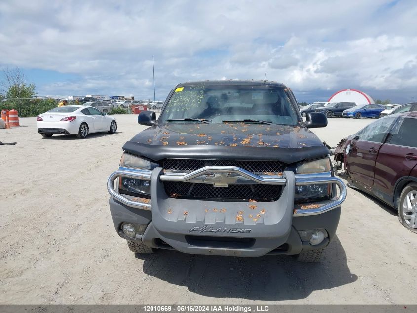 2002 Chevrolet Avalanche VIN: 3GNEK13T72G203663 Lot: 12010669