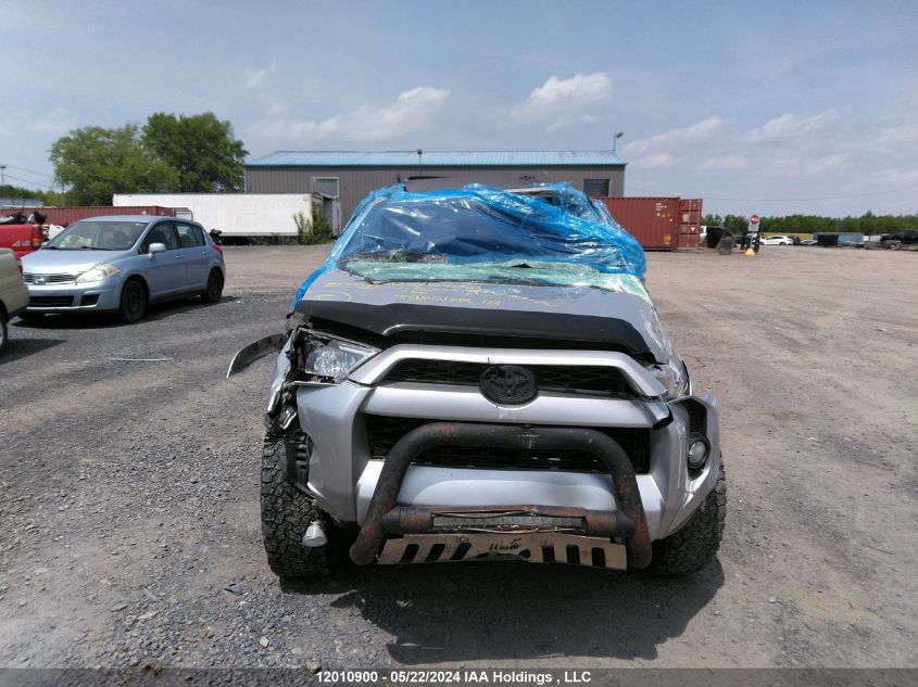 2018 Toyota 4Runner Sr5 VIN: JTEBU5JRXJ5500772 Lot: 12010900