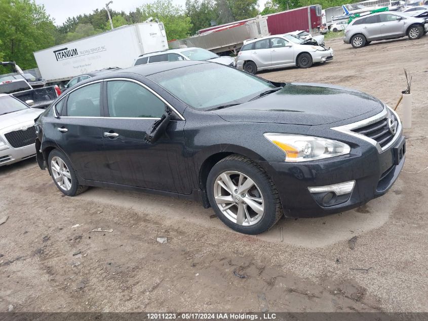 2014 Nissan Altima VIN: 1N4AL3AP4EN255288 Lot: 12011223