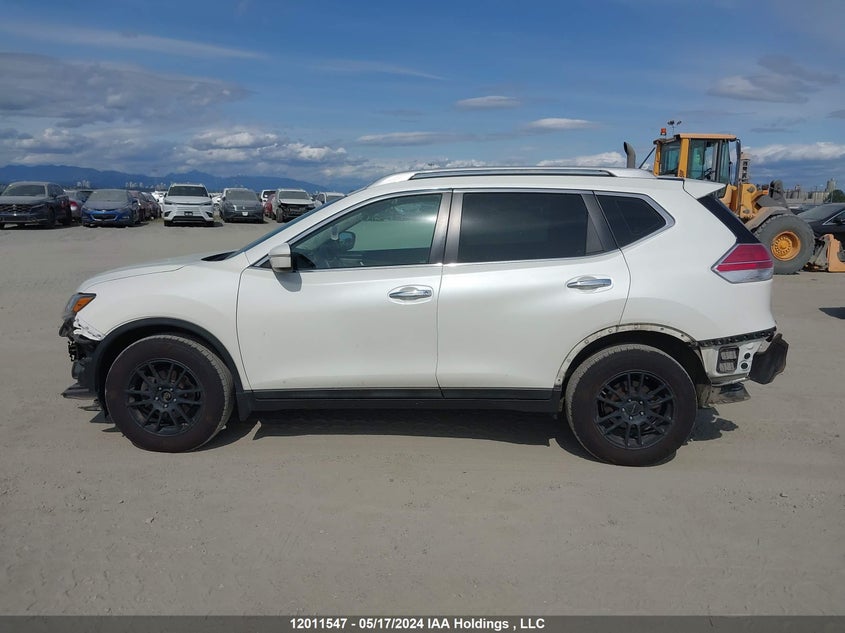 2015 Nissan Rogue VIN: 5N1AT2MT5FC835641 Lot: 12011547