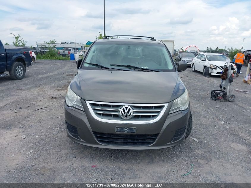 2010 Volkswagen Routan VIN: 2V4RW3DXXAR260935 Lot: 12011731