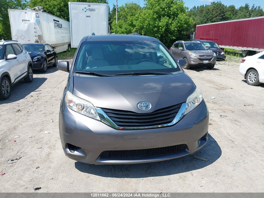 2013 Toyota Sienna VIN: 5TDKK3DC5DS358884 Lot: 12011862