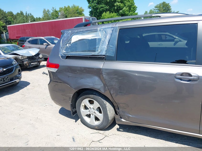 2013 Toyota Sienna VIN: 5TDKK3DC5DS358884 Lot: 12011862