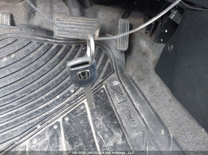 2004 Honda Civic VIN: 1HGEM22904L802135 Lot: 12012026