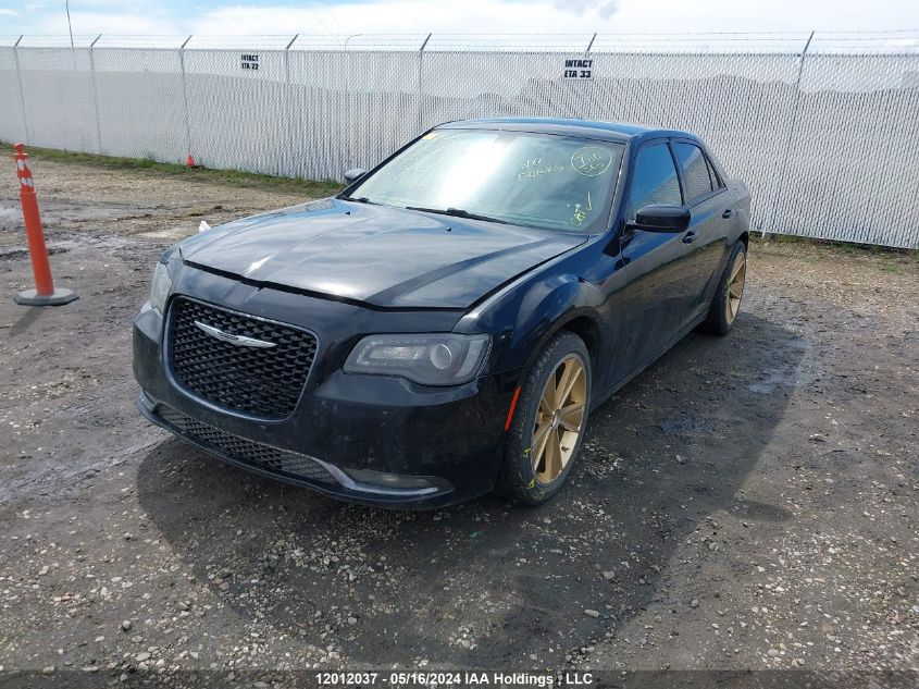 2016 Chrysler 300 S VIN: 2C3CCABG3GH261122 Lot: 12012037