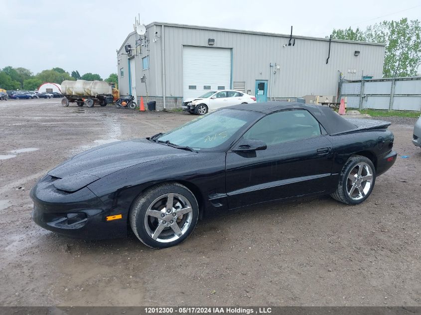 1999 Pontiac Firebird VIN: 2G2FS32K3X2231511 Lot: 12012300