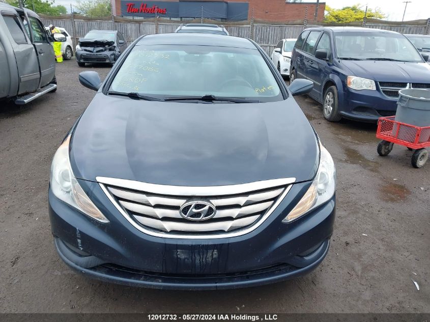 2013 Hyundai Sonata Gl VIN: 5NPEB4AC9DH677086 Lot: 12012732