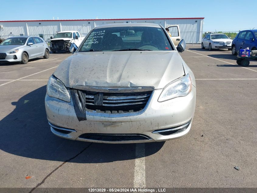 2013 Chrysler 200 Lx VIN: 1C3CCBAB0DN697134 Lot: 12013029