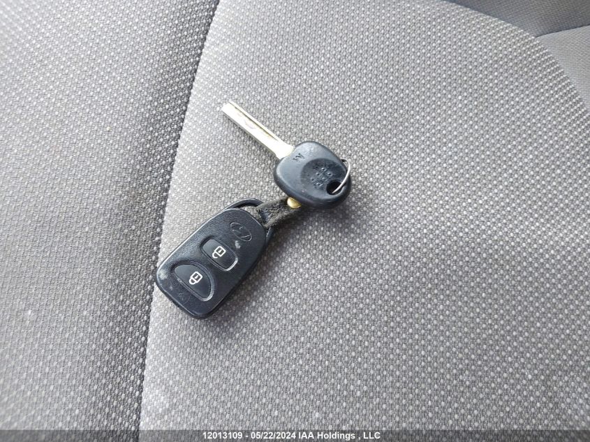 2013 Hyundai Accent VIN: KMHCT4AE3DU447518 Lot: 12013109