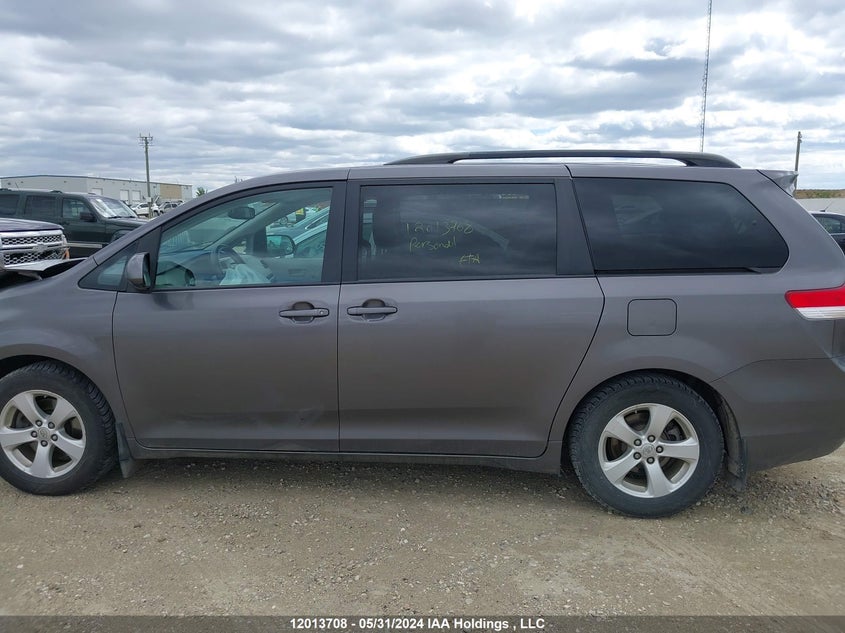2011 Toyota Sienna Le VIN: 5TDKK3DC9BS085767 Lot: 12013708