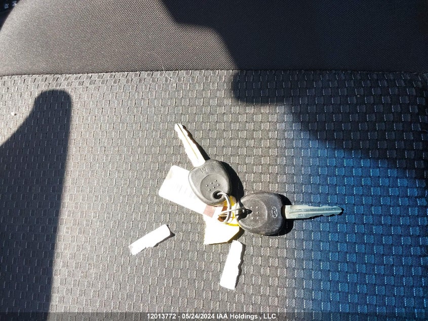 2011 Hyundai Accent L VIN: KMHCN3BC4BU190240 Lot: 12013772