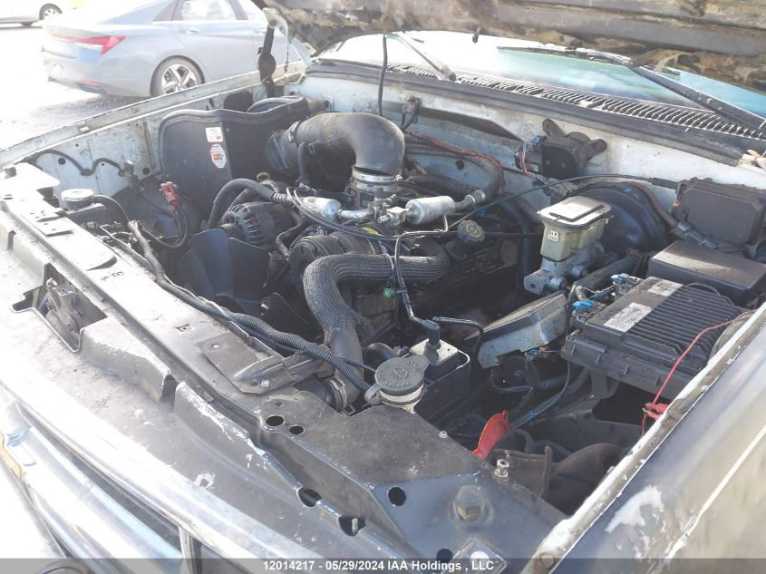 1998 GMC Sierra 1500 VIN: 2GTEK19R5W1563002 Lot: 12014217