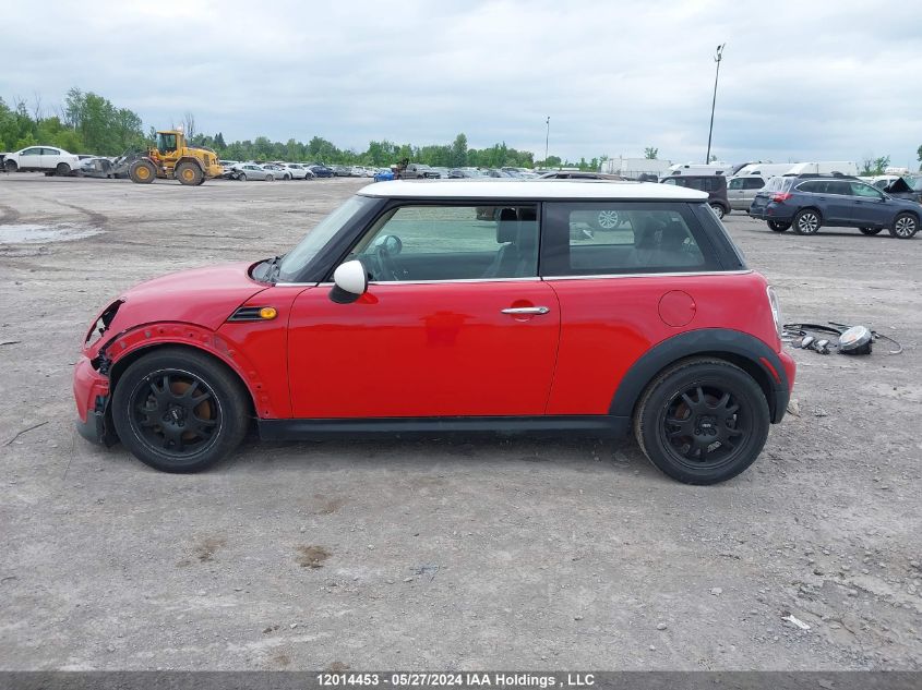 2013 Mini Cooper Hardtop VIN: WMWSU3C55DT373543 Lot: 12014453
