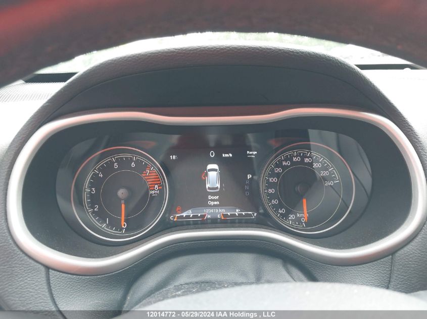 2018 Jeep Cherokee Trailhawk VIN: 1C4PJMBX2JD616659 Lot: 12014772