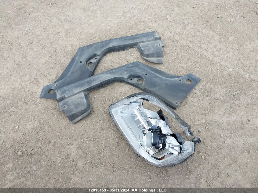 2017 GMC Terrain VIN: 2GKFLUE33H6130051 Lot: 12015159