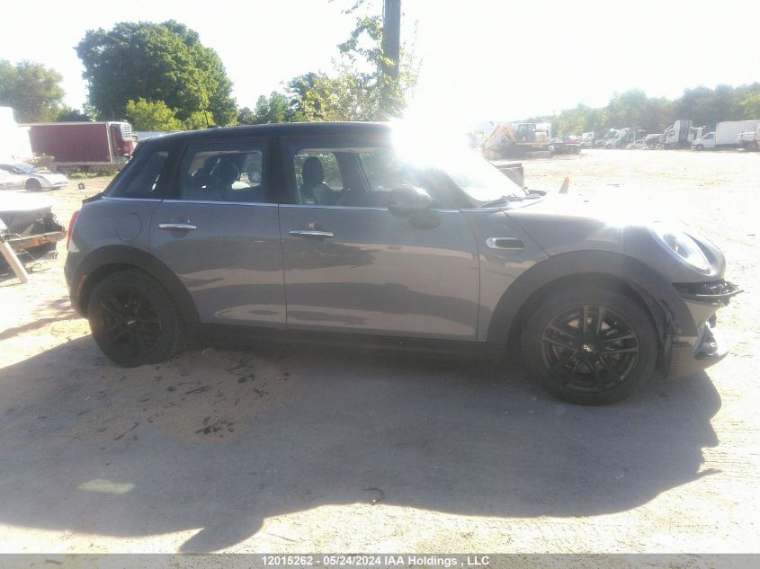 2015 Mini Cooper Hardtop 5 Door VIN: WMWXS5C50FT828485 Lot: 12015262