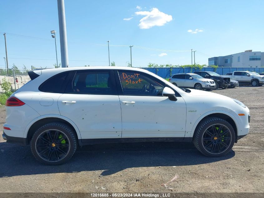 2017 Porsche Cayenne Se Hybrid/Platinum VIN: WP1AE2A22HLA71453 Lot: 12015685