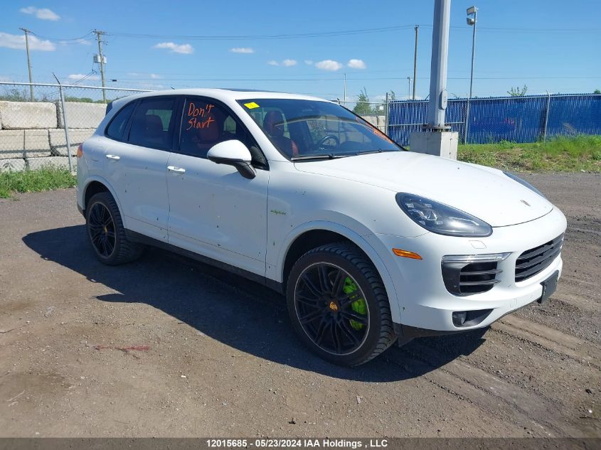 2017 Porsche Cayenne Se Hybrid/Platinum VIN: WP1AE2A22HLA71453 Lot: 12015685