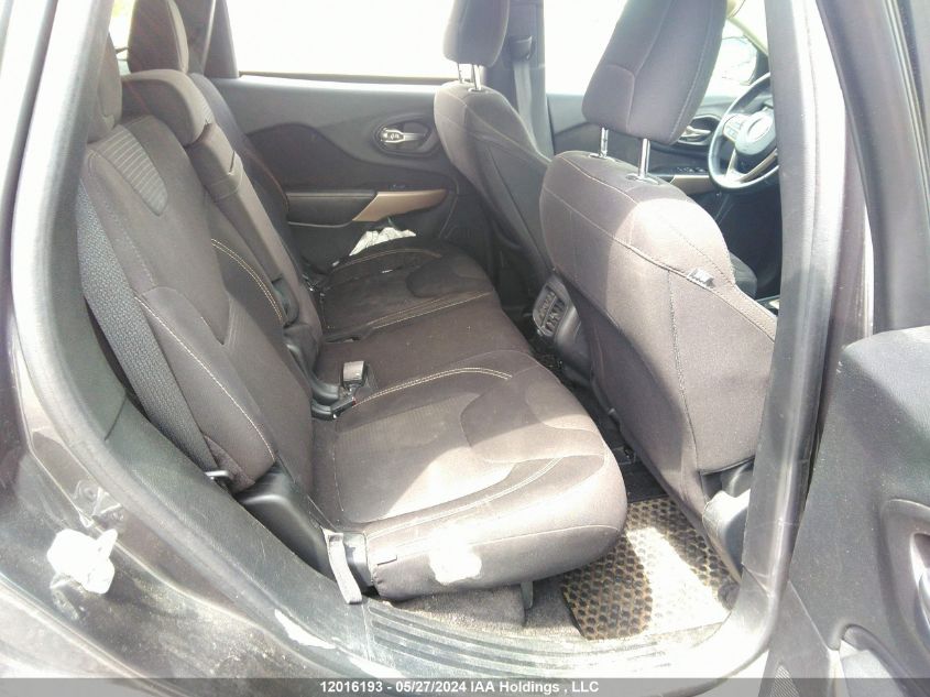 2017 Jeep Cherokee Latitude VIN: 1C4PJMCS9HW608382 Lot: 12016193