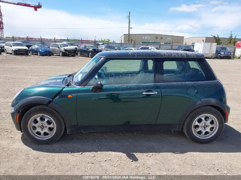 2005 Mini Cooper Hardtop VIN: WMWRC33405TC57308 Lot: 12016376