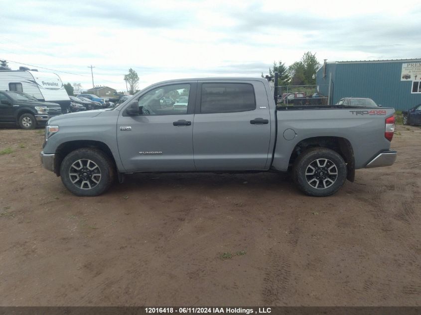 2018 Toyota Tundra Crewmax Sr5 VIN: 5TFDY5F10JX724688 Lot: 12016418