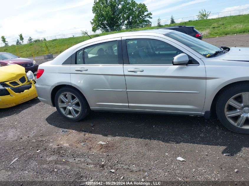 2010 Chrysler Sebring Limited VIN: 1C3CC5FV9AN112843 Lot: 12016542