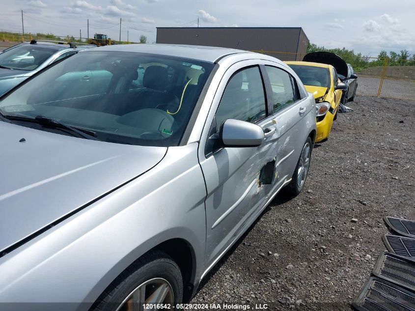 2010 Chrysler Sebring Limited VIN: 1C3CC5FV9AN112843 Lot: 12016542