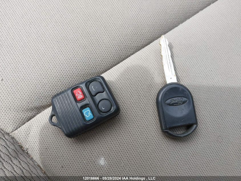 2008 Ford Focus S/Se VIN: 1FAHP34N58W167863 Lot: 12016666